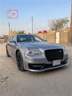 کرایسلەر 300